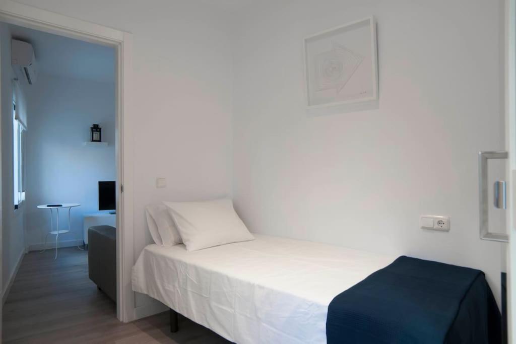Moderno Apartamento En Plaza Merced Málaga Buitenkant foto